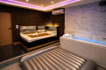 Boss Massage Sukhumvit 20 — Nuru & Body to Body Massage in Bangkok