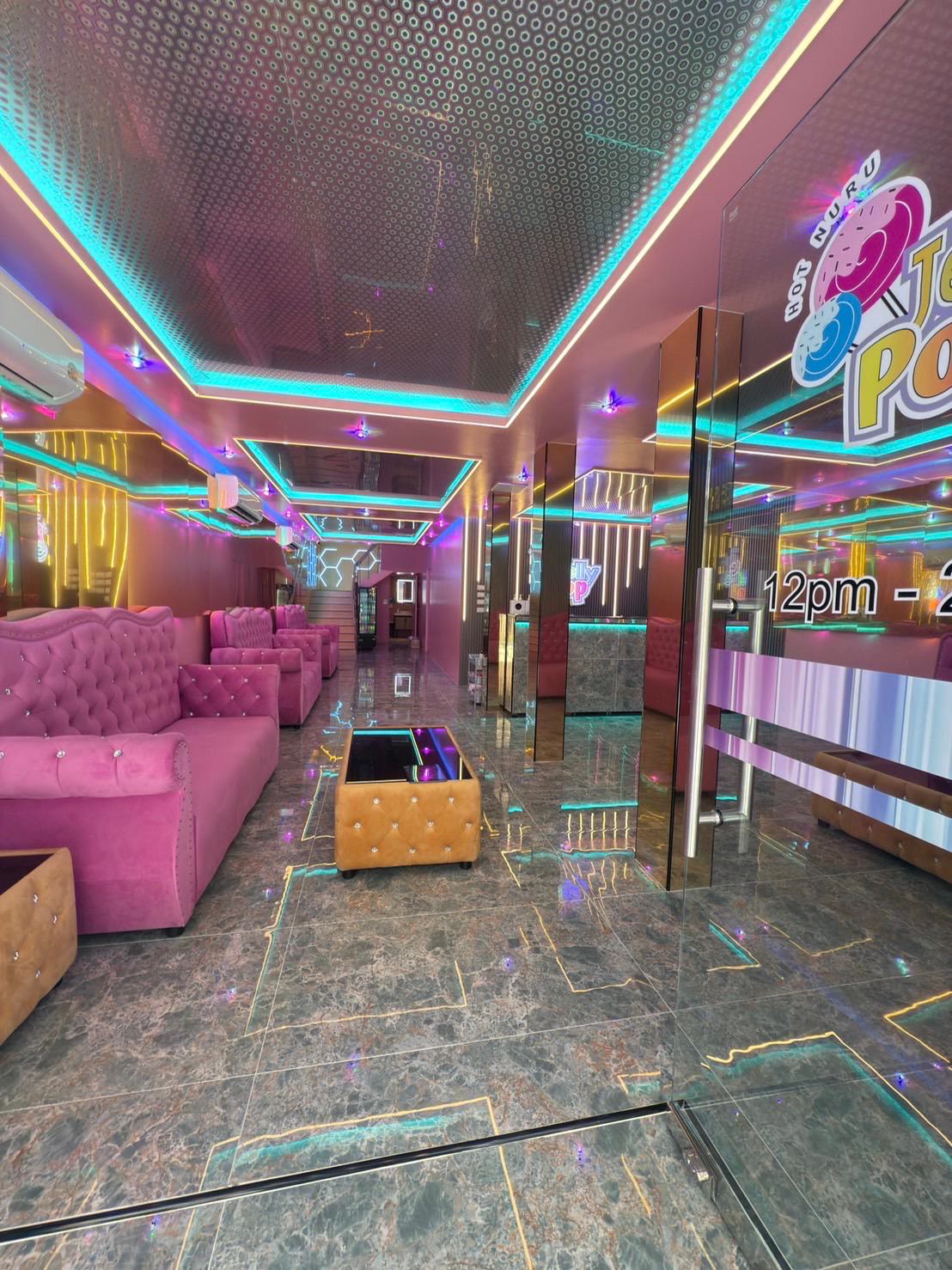 Jelly Pop Nuru Massage — Nuru & Body to Body Massage photo 3 in Bangkok