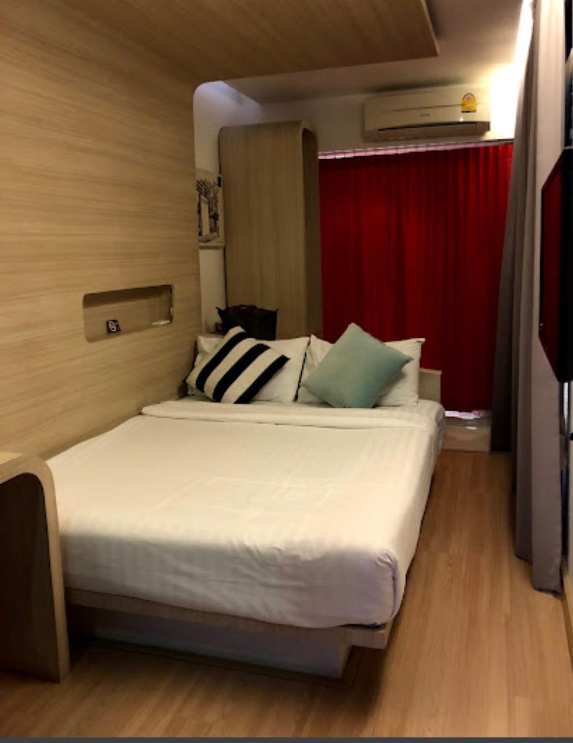 Phoenix Club — Soapy Massage interior photo 4 in Chiang Mai